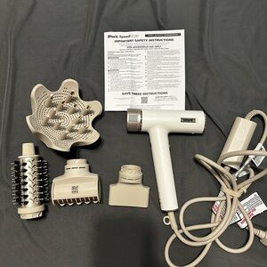 Shark SpeedStyle Hair Dryer with attachments